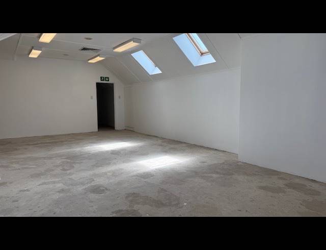 570.80M² OFFICE TO LET IN MORNINGSIDE